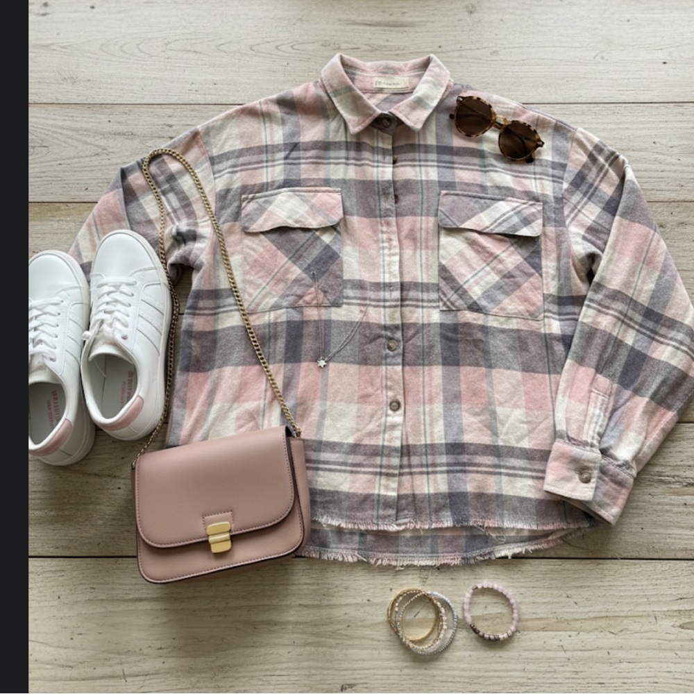 By Together Pink and Gray Plaid Shirt women’s size large